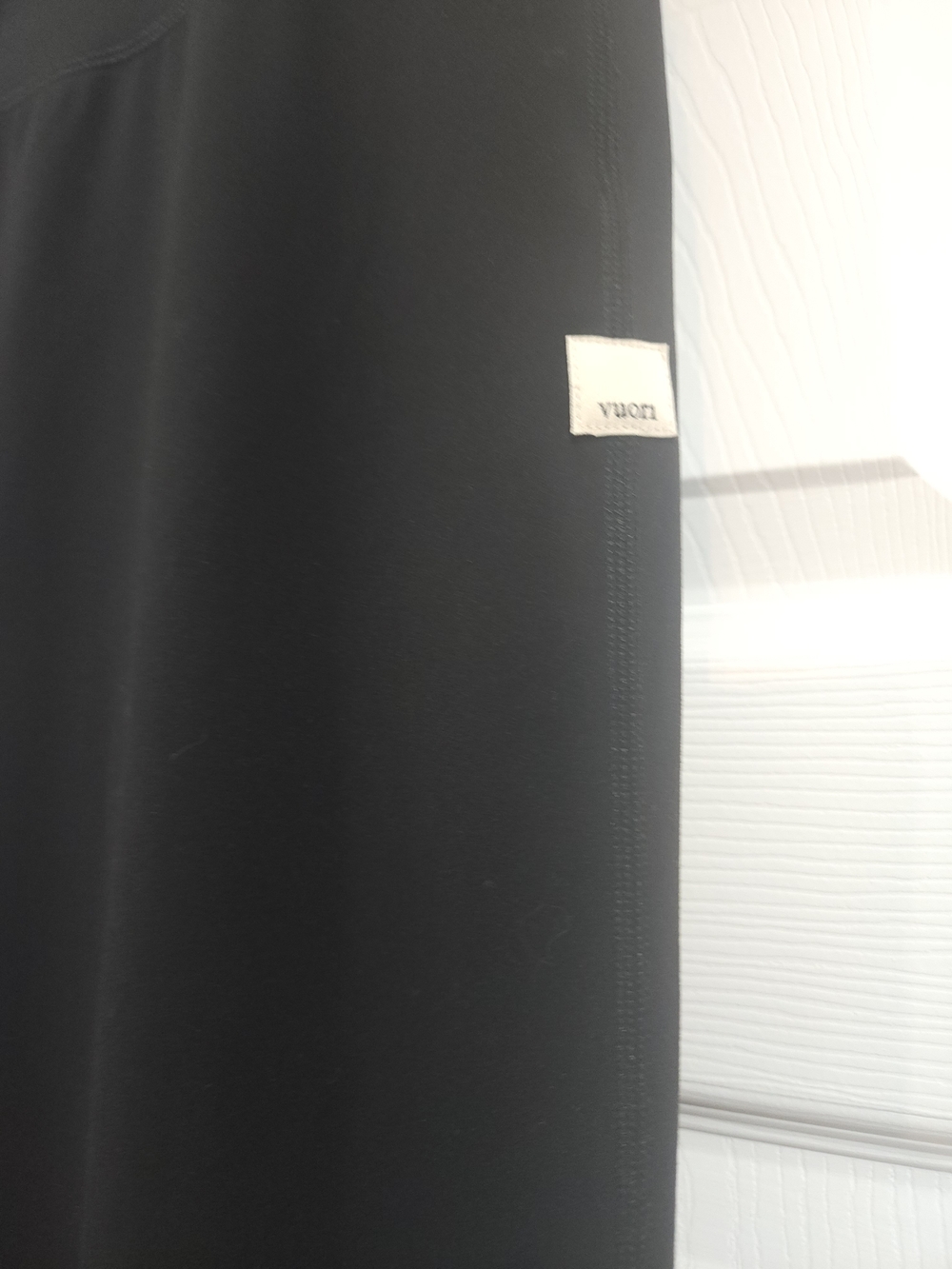 Vuori Black Wide-Leg Drawstring Pants - Picture 4 of 10